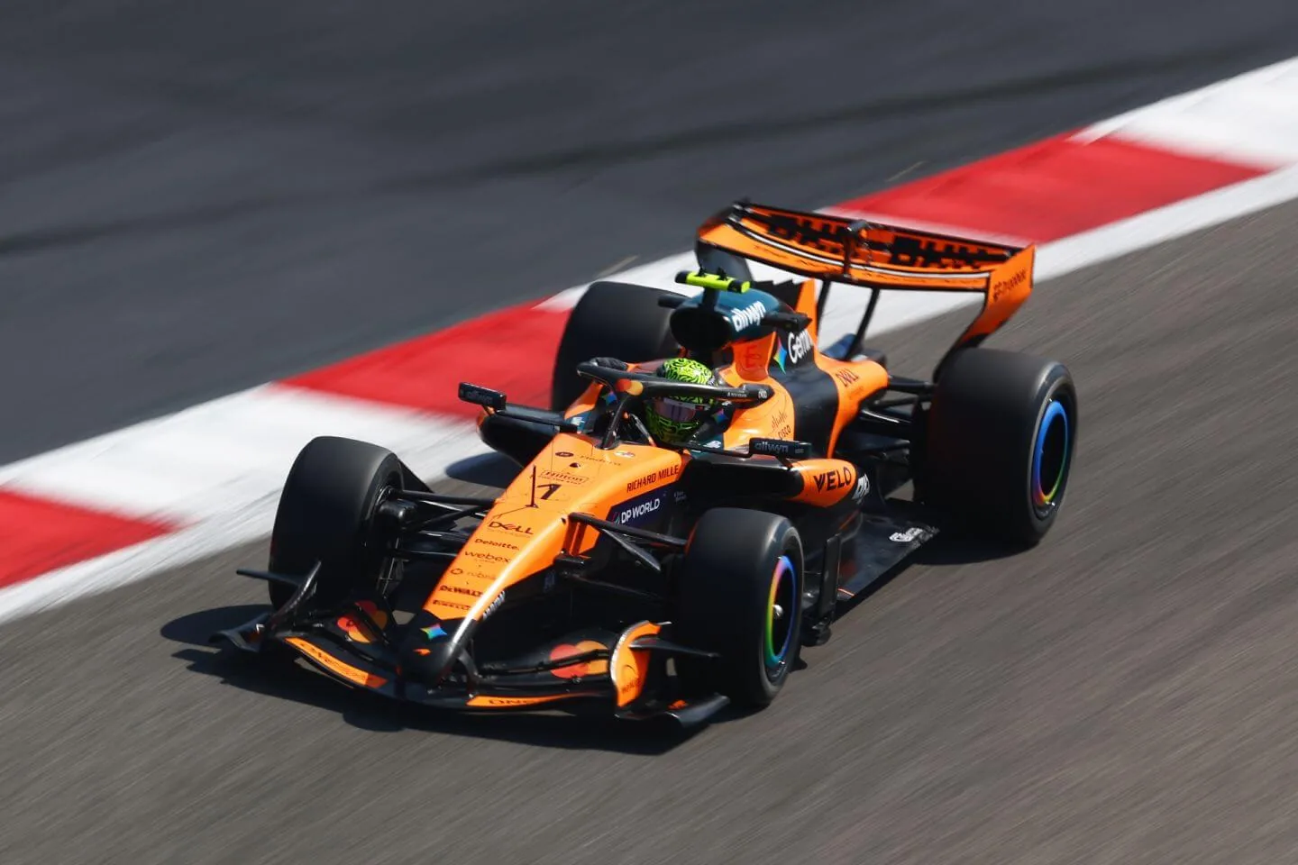 McLaren changes the car concept for 2027 because a shorter car costs it downforce