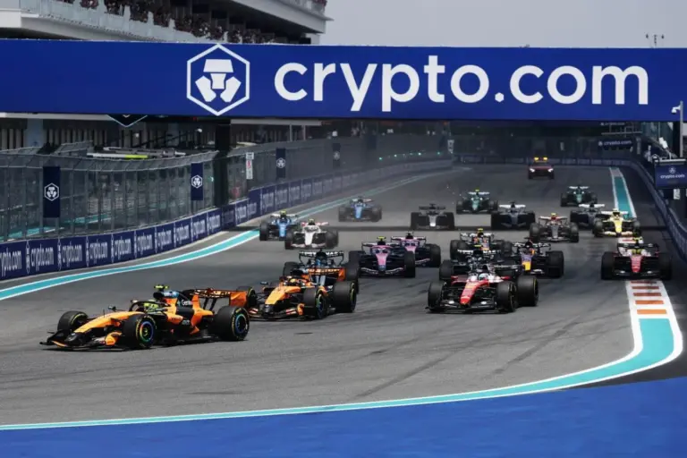 ADUO – principles of the engine performance equalization system in F1