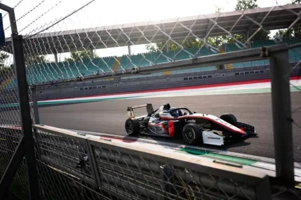 Kacper Sztuka halfway through the 2026 Eurocup-3 season
